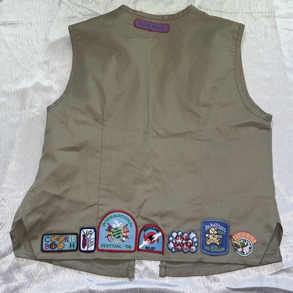 UNIQUE PIECE Vest women size medium patches - Picture 7 of 8